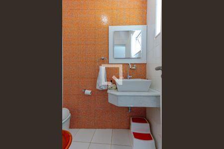 Lavabo de casa para alugar com 3 quartos, 300m² em Vila Gustavo, São Paulo