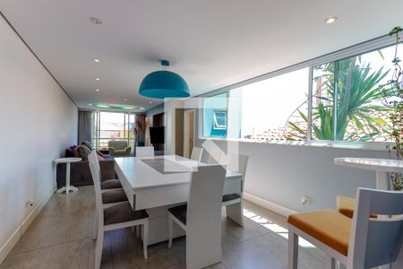 Sala de casa para alugar com 3 quartos, 300m² em Vila Gustavo, São Paulo