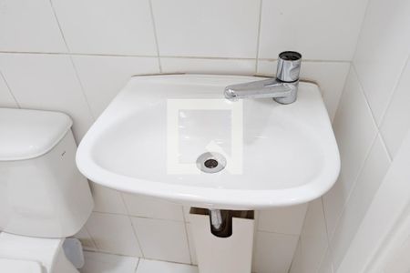 Apartamento à venda com 102m², 4 quartos e 2 vagas Apartamento à venda com 102m², 4 quartos e 2 vagasBanheiro de serviço