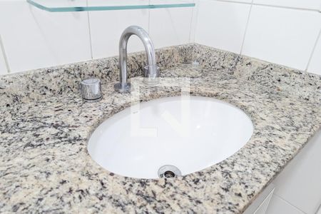 Apartamento à venda com 102m², 4 quartos e 2 vagas Apartamento à venda com 102m², 4 quartos e 2 vagasBanheiro