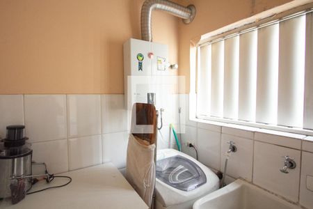 Apartamento à venda com 135m², 2 quartos e 1 vagaÁrea de Serviço