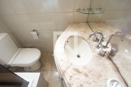 Apartamento à venda com 135m², 2 quartos e 1 vagaBanheiro da Suíte 2