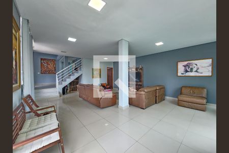 Casa de condomínio à venda com 310m², 4 quartos e 3 vagasSala