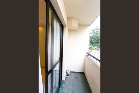 Varanda de apartamento para alugar com 3 quartos, 64m² em Panamby, São Paulo