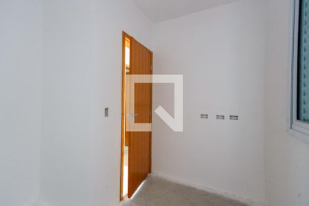 Quarto 2 de apartamento para alugar com 2 quartos, 37m² em Vila Gustavo, São Paulo