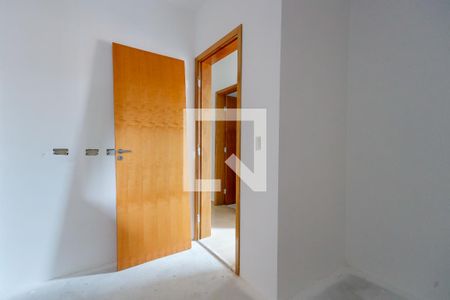 Quarto 1 de apartamento para alugar com 2 quartos, 42m² em Vila Gustavo, São Paulo
