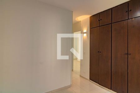 Apartamento para alugar com 67m², 2 quartos e 1 vaga Apartamento para alugar com 67m², 2 quartos e 1 vagaQuarto