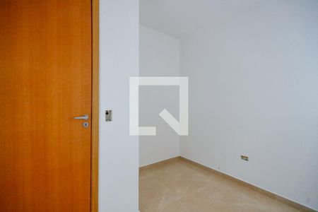 Quarto 1 de apartamento para alugar com 2 quartos, 42m² em Vila Gustavo, São Paulo