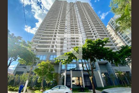 Apartamento para alugar com 82m², 2 quartos e 2 vagasFachada