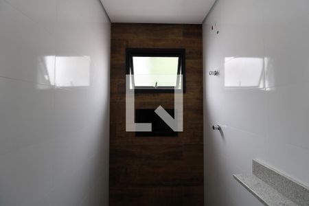 Casa à venda com 190m², 3 quartos e 4 vagasBanheiro da Suíte 2