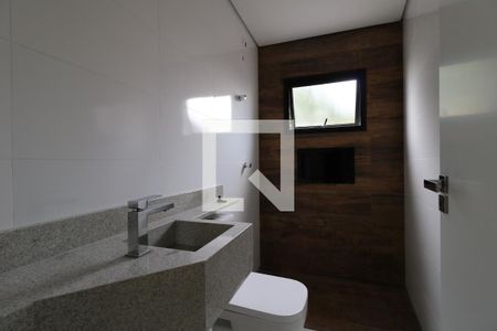 Casa à venda com 190m², 3 quartos e 4 vagasBanheiro da Suíte 1