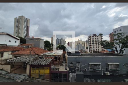 Casa à venda com 180m², 4 quartos e 3 vagas Casa à venda com 180m², 4 quartos e 3 vagasVista