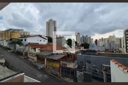 Casa à venda com 180m², 4 quartos e 3 vagas Casa à venda com 180m², 4 quartos e 3 vagasVista