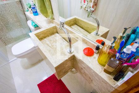 Apartamento para alugar com 116m², 2 quartos e 1 vaga Apartamento para alugar com 116m², 2 quartos e 1 vagaBanheiro do quarto 1