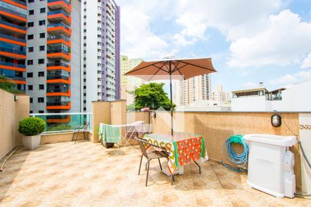 Apartamento para alugar com 116m², 2 quartos e 1 vaga Apartamento para alugar com 116m², 2 quartos e 1 vagaÁrea de serviço/Cobertura