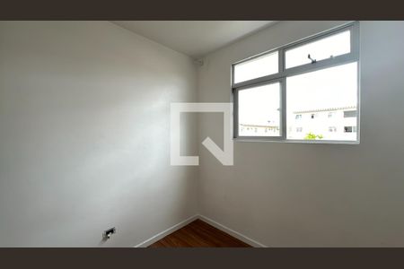 Quarto 1 de apartamento para alugar com 2 quartos, 50m² em Parque da Fonte, São José dos Pinhais