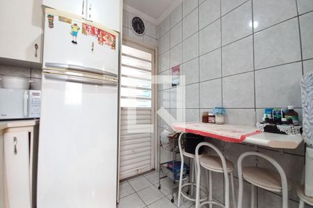 Casa à venda com 130m², 3 quartos e 2 vagasCozinha