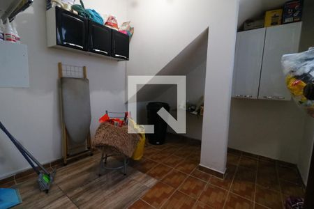 Casa à venda com 374m², 5 quartos e 2 vagasQuarto de Serviço