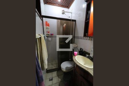 Casa à venda com 374m², 5 quartos e 2 vagasBanheiro Suíte