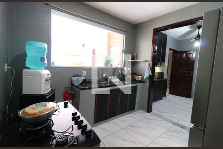 Casa à venda com 374m², 5 quartos e 2 vagasCozinha