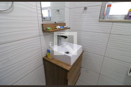 Casa à venda com 374m², 5 quartos e 2 vagasBanheiro social 1