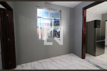 Casa à venda com 374m², 5 quartos e 2 vagasCozinha
