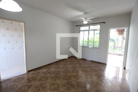 Sala de casa para alugar com 2 quartos, 450m² em Quintino Bocaiúva, Rio de Janeiro