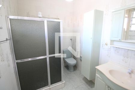 Banheiro de casa para alugar com 2 quartos, 450m² em Quintino Bocaiúva, Rio de Janeiro