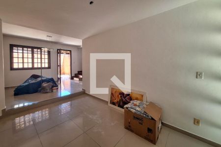 Sala de casa para alugar com 2 quartos, 72m² em Serra Grande, Niterói