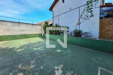 Casa para alugar com 72m², 2 quartos e 1 vagaQuadra