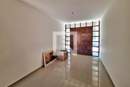 Sala de casa para alugar com 2 quartos, 72m² em Serra Grande, Niterói