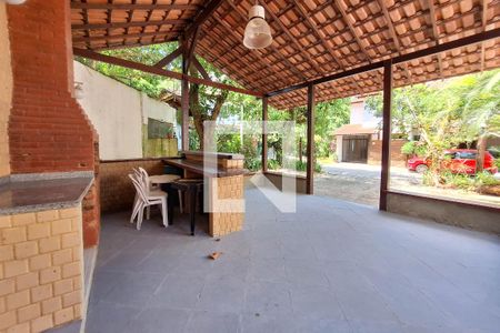 Casa para alugar com 72m², 2 quartos e 1 vagaÁrea comum - Churrasqueira