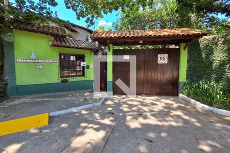 Casa para alugar com 72m², 2 quartos e 1 vagaFachada