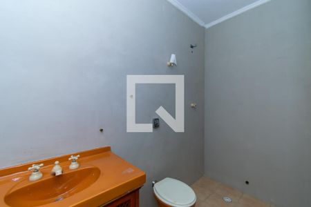 Casa à venda com 224m², 2 quartos e 3 vagasBanheiro da Suíte