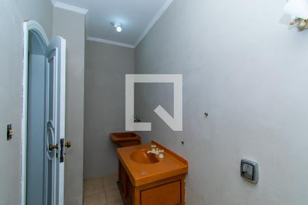 Casa à venda com 224m², 2 quartos e 3 vagasBanheiro da Suíte