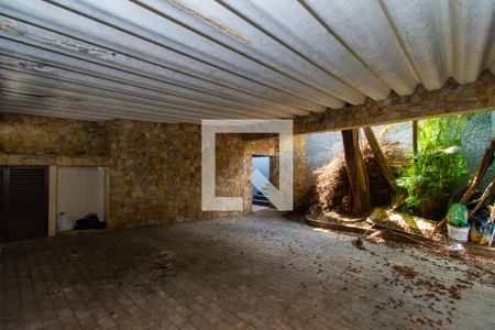 Casa à venda com 224m², 2 quartos e 3 vagasGaragem