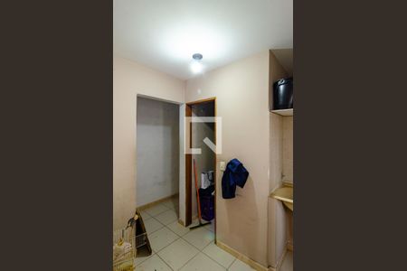 Casa à venda com 450m², 5 quartos e 3 vagasLavanderia