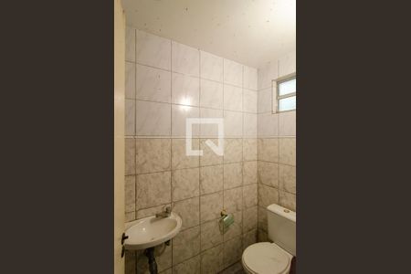 Casa à venda com 450m², 5 quartos e 3 vagasBanheiro do Salão de Festas