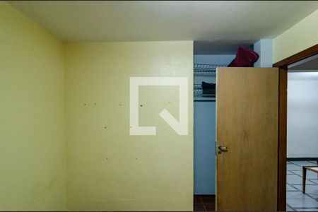 Casa à venda com 450m², 5 quartos e 3 vagasQuarto 2