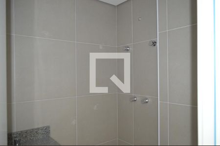 Banheiro de apartamento para alugar com 1 quarto, 22m² em Vila Mariana, São Paulo