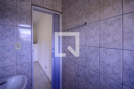 Banheiro do Quarto  de casa de condomínio para alugar com 1 quarto, 40m² em Vila Moraes, São Paulo