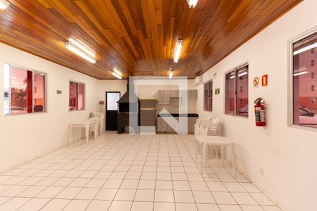 Apartamento para alugar com 50m², 2 quartos e 1 vaga Apartamento para alugar com 50m², 2 quartos e 1 vagaÁrea comum - Salão de festas