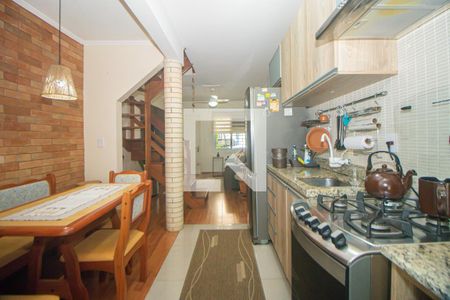 Casa de condomínio à venda com 98m², 2 quartos e 1 vagaCozinha e Área de Serviço