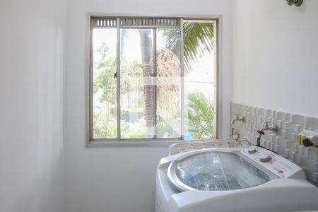 Apartamento para alugar com 50m², 2 quartos e 1 vaga Apartamento para alugar com 50m², 2 quartos e 1 vagaCozinha e Área de Serviço