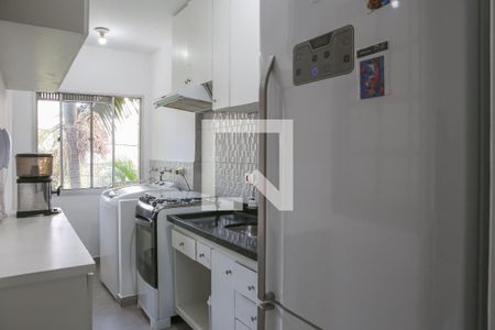 Apartamento para alugar com 50m², 2 quartos e 1 vaga Apartamento para alugar com 50m², 2 quartos e 1 vagaCozinha e Área de Serviço