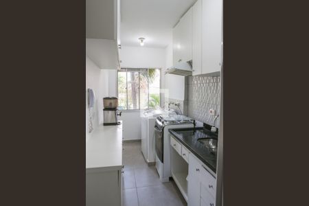 Apartamento para alugar com 50m², 2 quartos e 1 vaga Apartamento para alugar com 50m², 2 quartos e 1 vagaCozinha e Área de Serviço