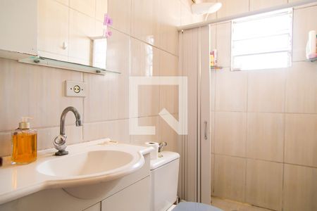 Casa à venda com 250m², 3 quartos e 2 vagasBanheiro da Suíte 2