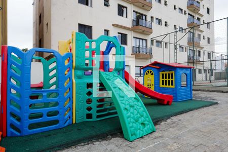 Apartamento à venda com 85m², 3 quartos e 3 vagasÁrea comum - Playground