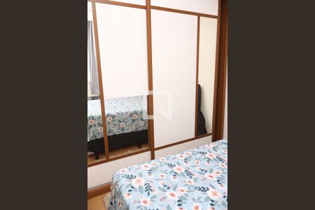 Quarto 1 de apartamento para alugar com 2 quartos, 44m² em Jardim das Margaridas, Salvador