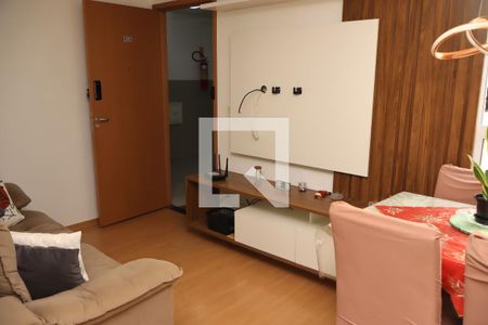 Sala de apartamento para alugar com 2 quartos, 44m² em Jardim das Margaridas, Salvador